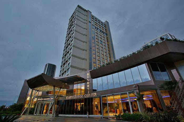 Doubletree By Hilton Istanbul Atasehir Hotel And Conference Centre Exterior photo